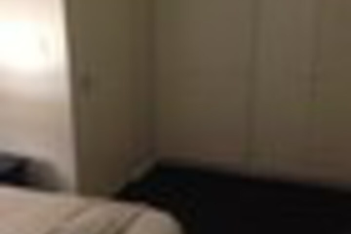 Room 35 of 117