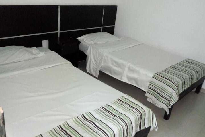 Room 7 of 19