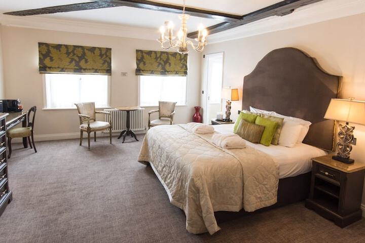 Room 15 of 129