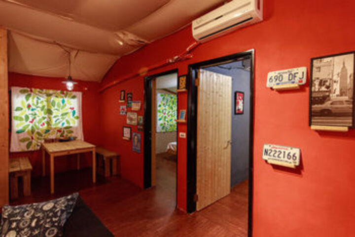 Room 15 of 19