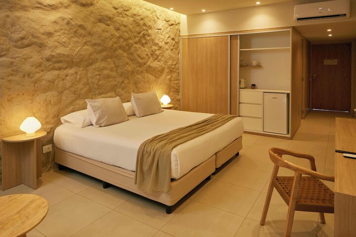 Room 18 of 41