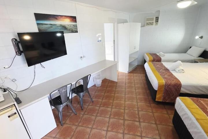Sunburst Motel