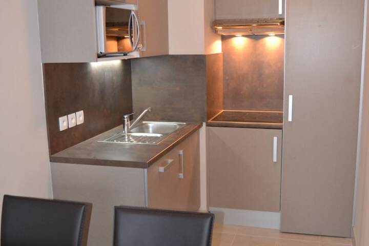 General 6 of 19
