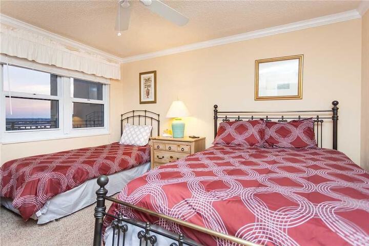 Shores Club 702 Condo in Daytona Beach, FL