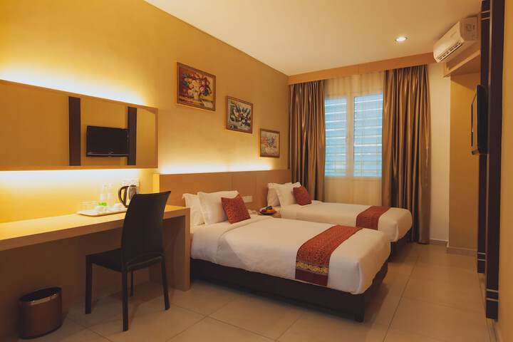Room 17 of 43