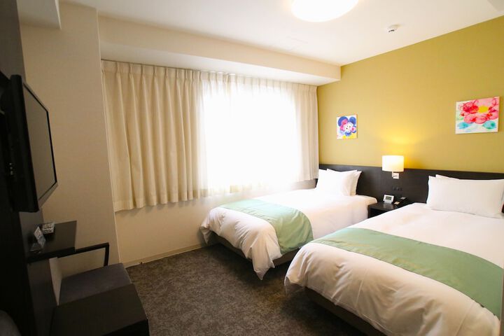 Room 13 of 51