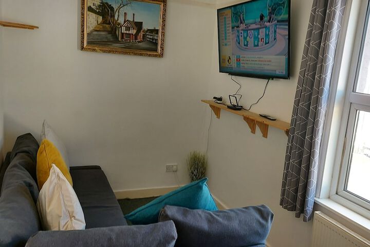 Room 20 of 28