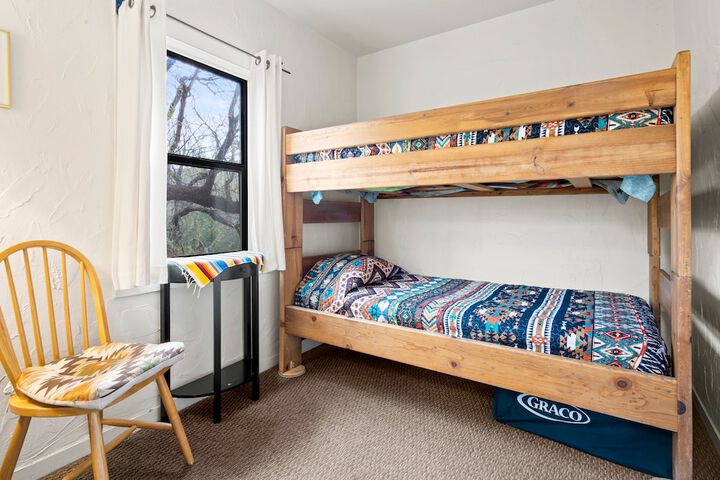 Room 3 of 64