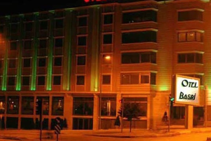 Hotel 2 of 6
