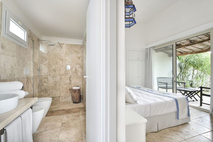 Room 21 of 51