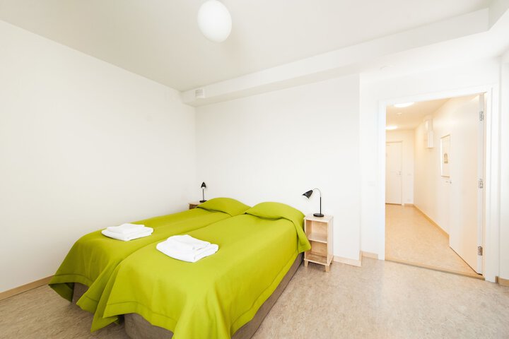 Room 10 of 141