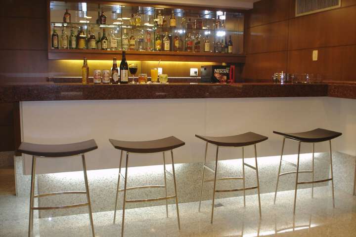 Lounge 50 of 60
