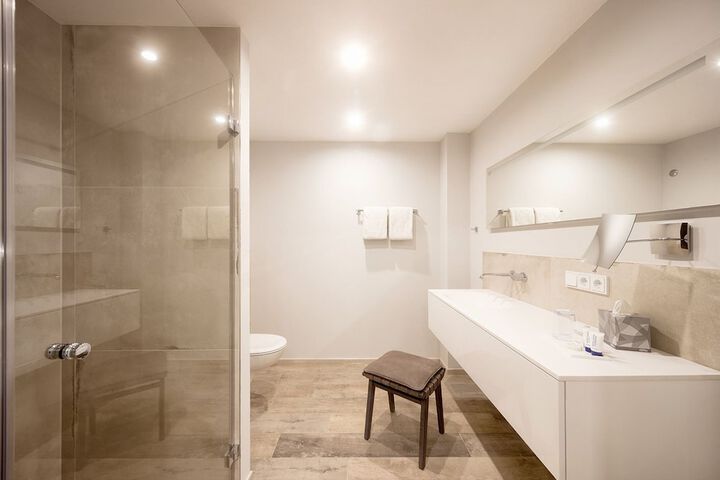Bathroom Interior Photo