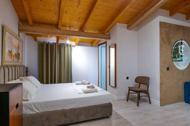 Room 46 of 72