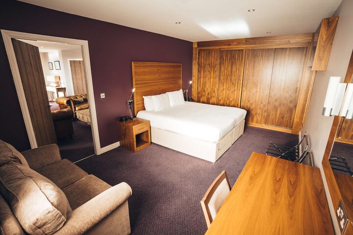Room 36 of 80