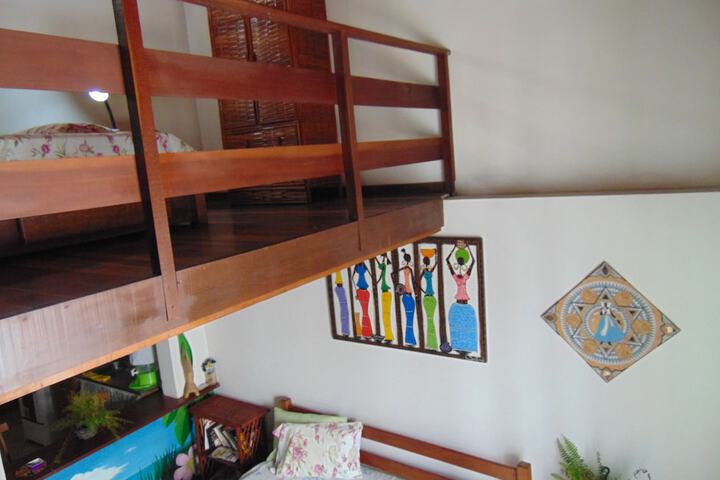 Room 6 of 27