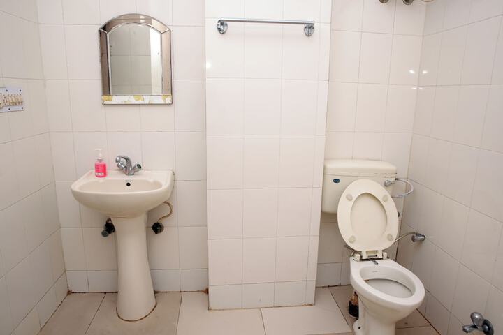 Room 36 of 48