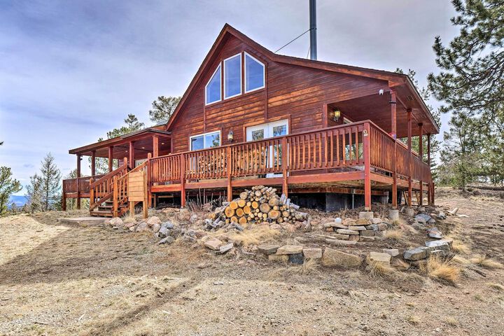 Grand Jefferson Home w / Stunning Mtn Views!