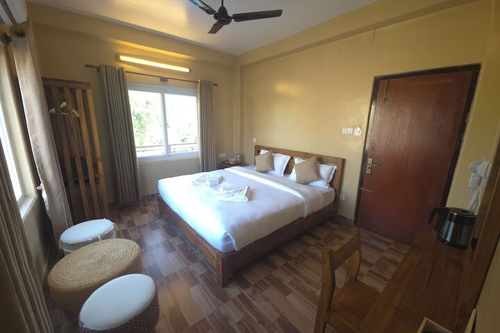 Room 14 of 26
