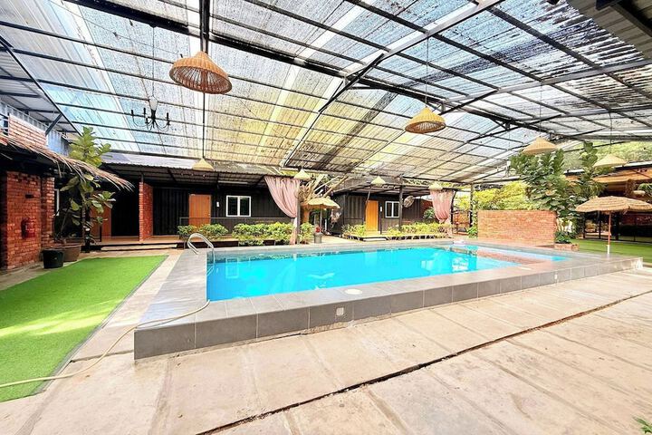 Pool 36 of 71