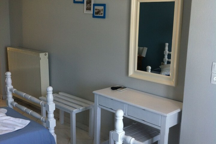 Room 13 of 60