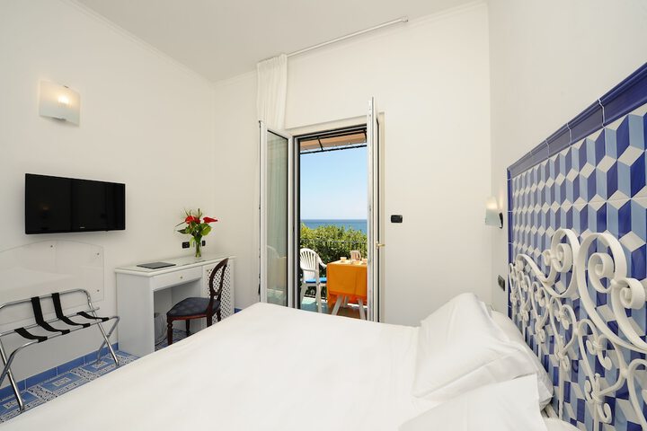 Room 60 of 111
