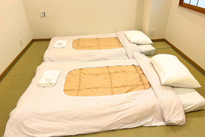 Room 8 of 36