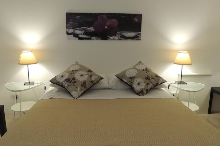 Room 35 of 63