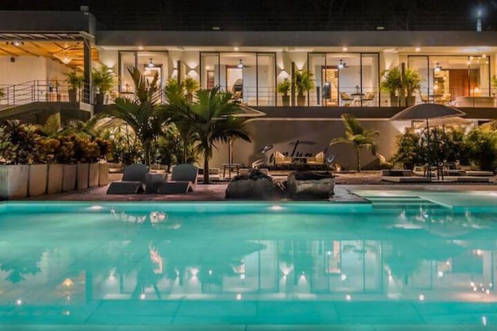 Pool 26 of 41