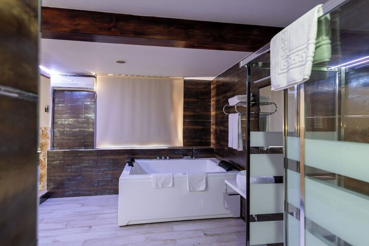 Room 20 of 79