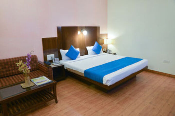 ZO Rooms Allahabad High Court