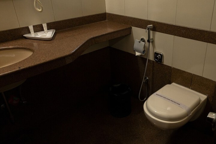 Room 20 of 42