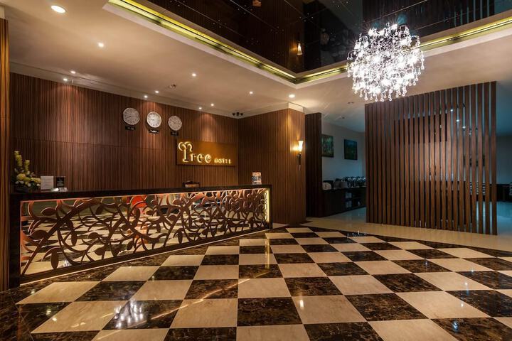 Guest Lobby