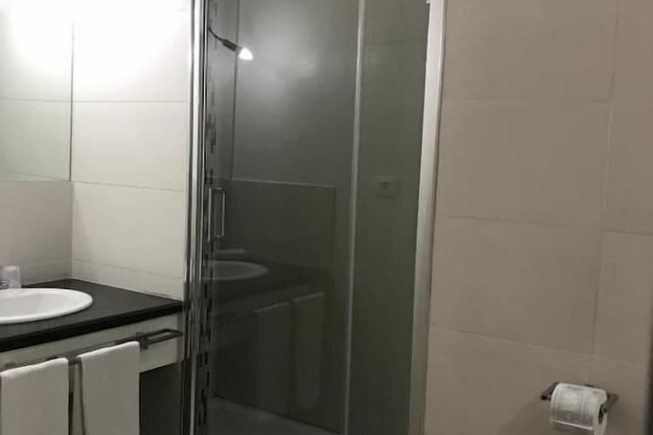 Room 32 of 53