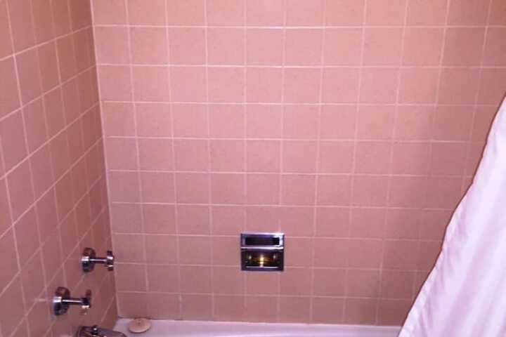Room 8 of 15