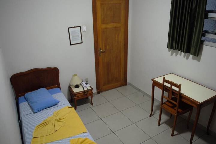 Room 16 of 43