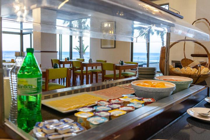 Dining 54 of 128