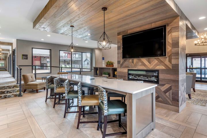 Breakfast area