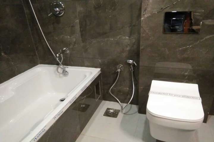 Room 14 of 30