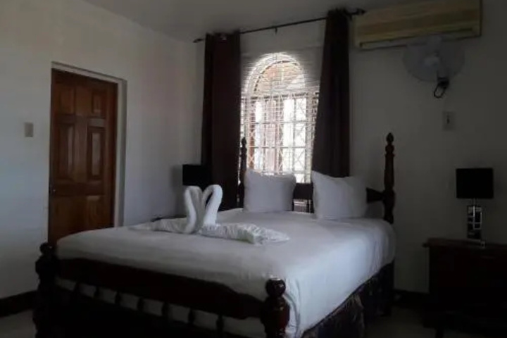 General 4 of 26