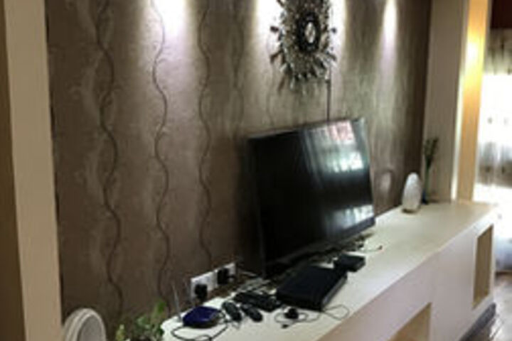 Room 5 of 6