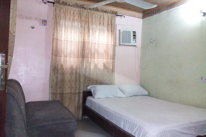 Room 3 of 25