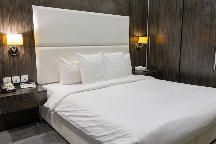 Room 22 of 60