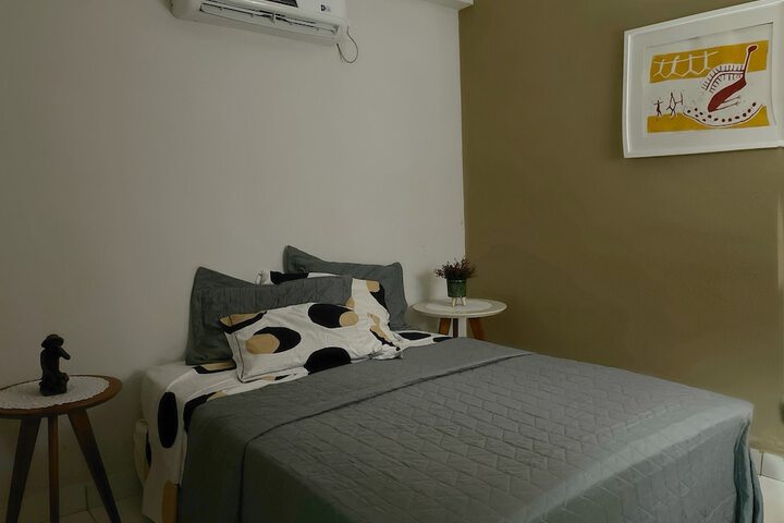 Room 6 of 27