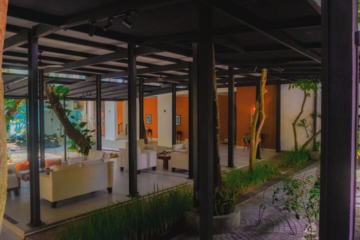 Hotel Lobby