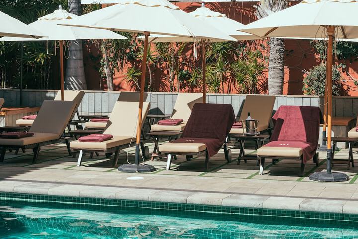 Hotel Pool