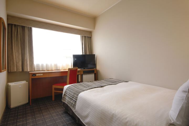 Room 9 of 112