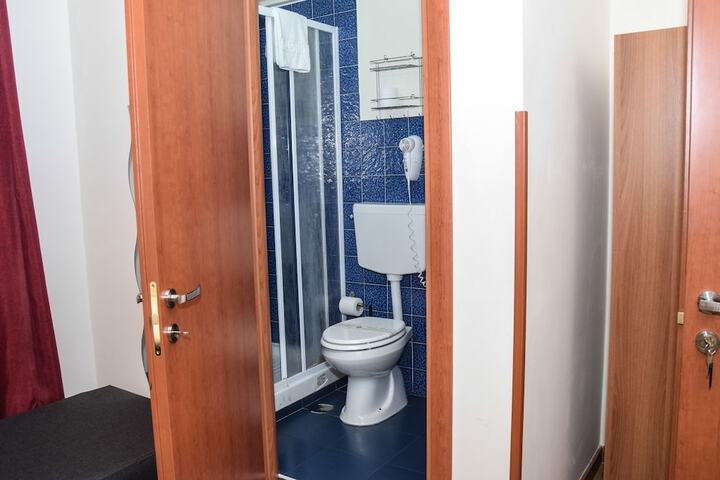 Room 55 of 97