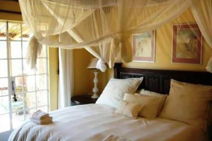Room 3 of 38