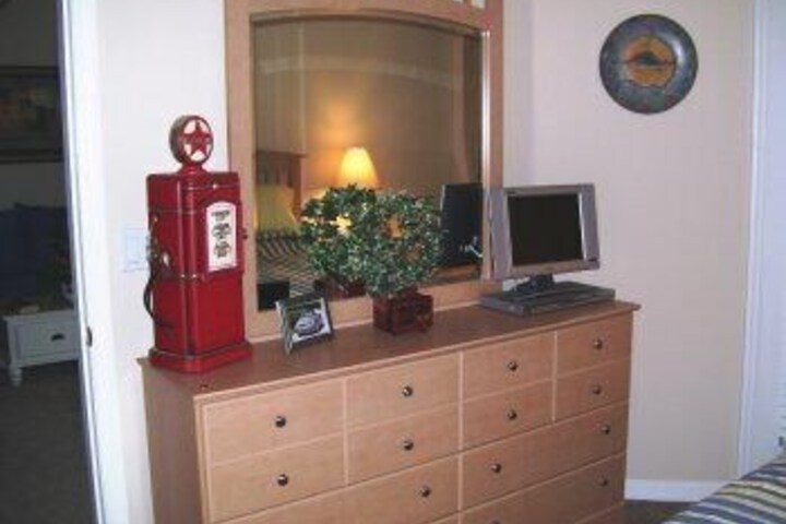 Room 42 of 46